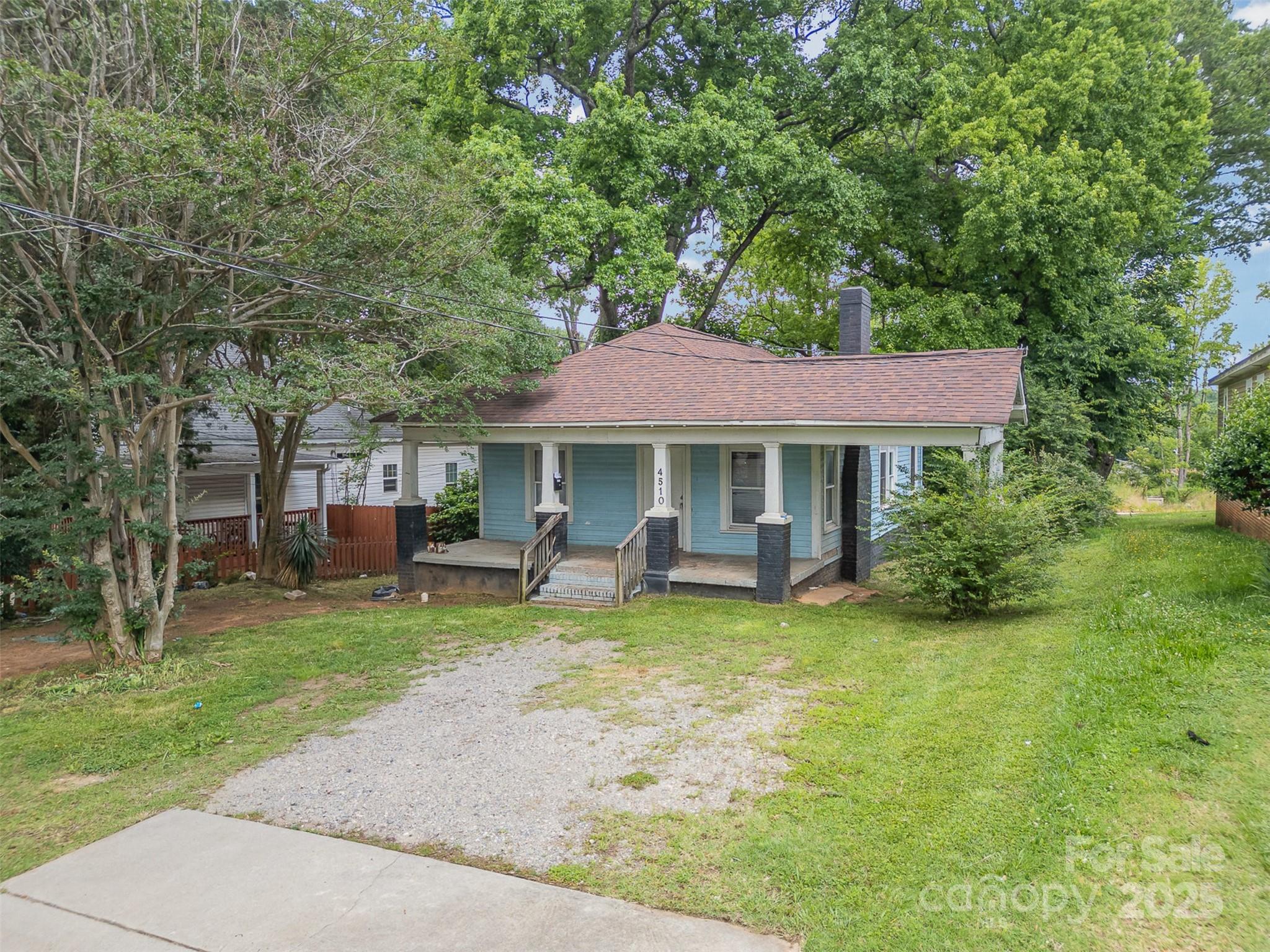 2312 Tate Street Property Photo 33