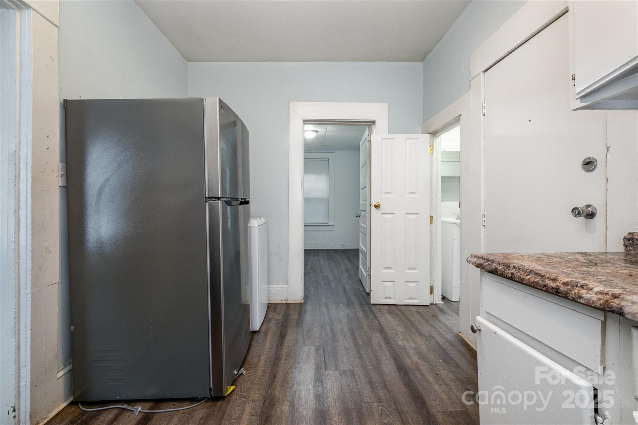 2312 Tate Street Property Photo 36