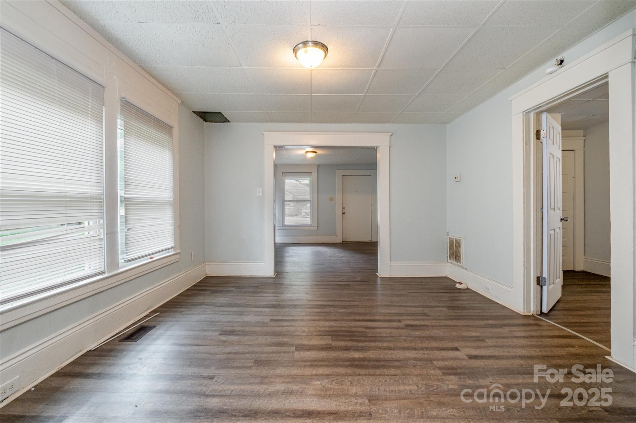 2312 Tate Street Property Photo 37
