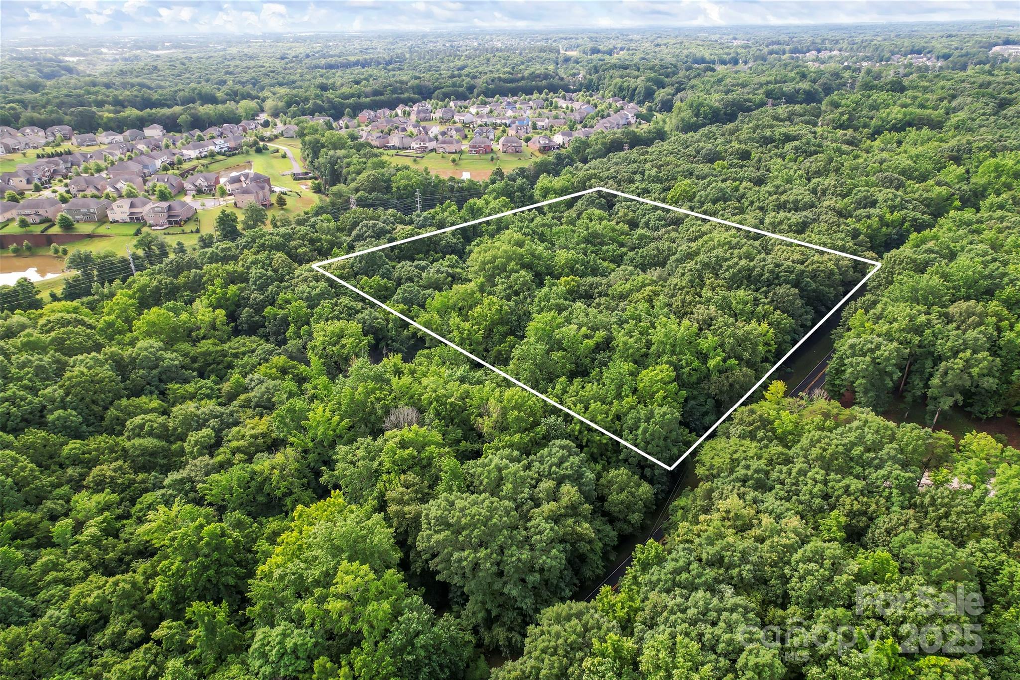 10717 Wildlife Road Property Photo 2