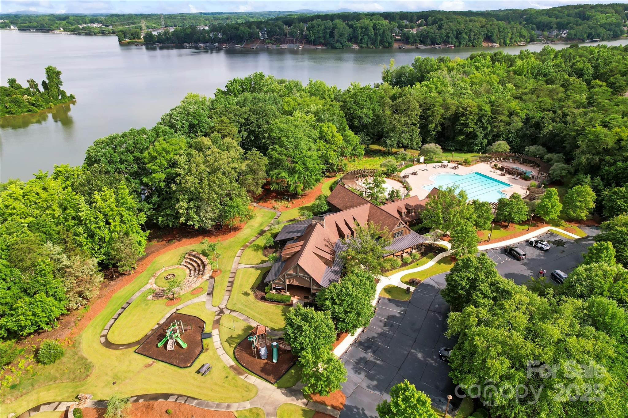 10717 Wildlife Road Property Photo 13