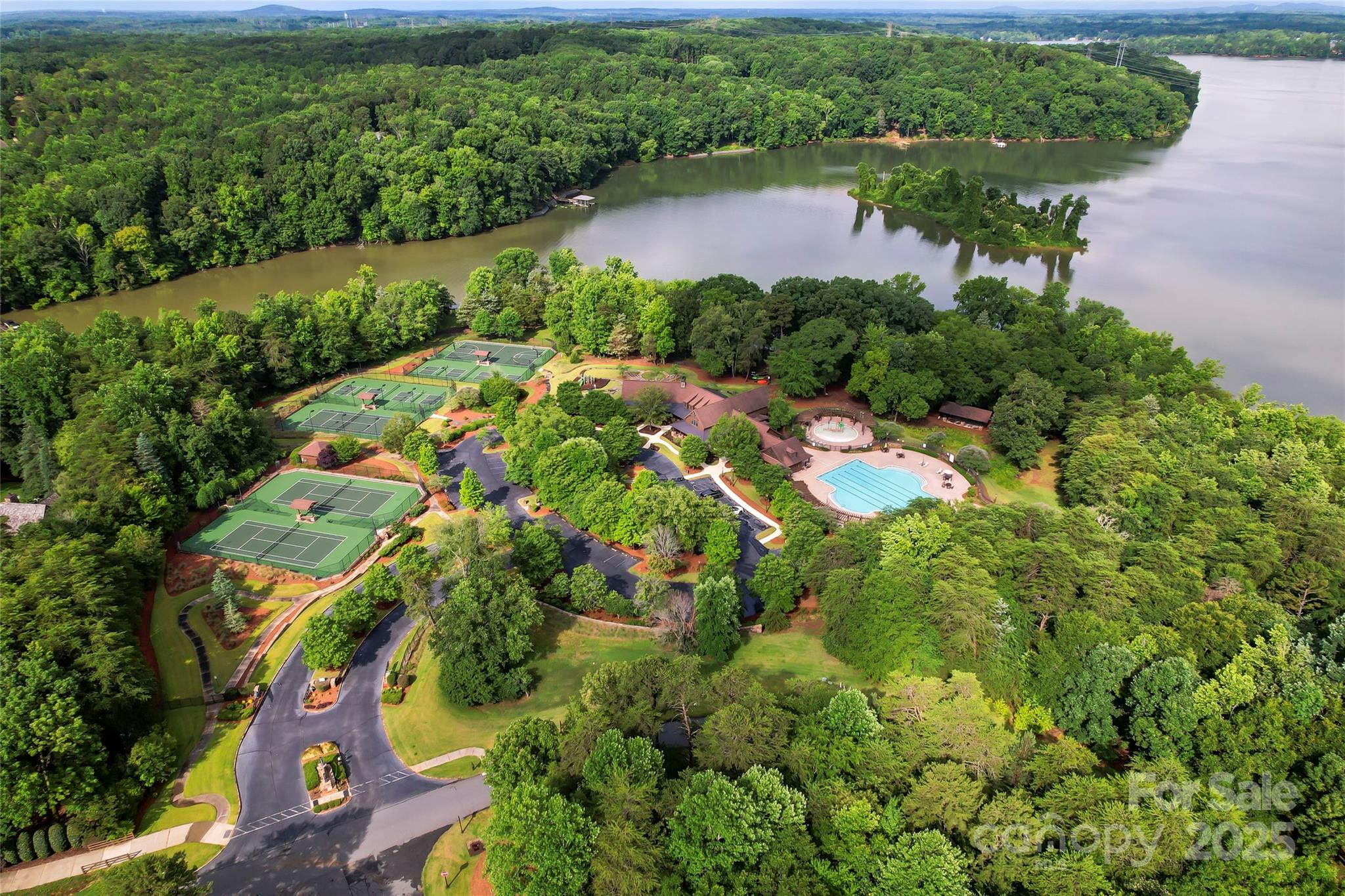 10717 Wildlife Road Property Photo 15