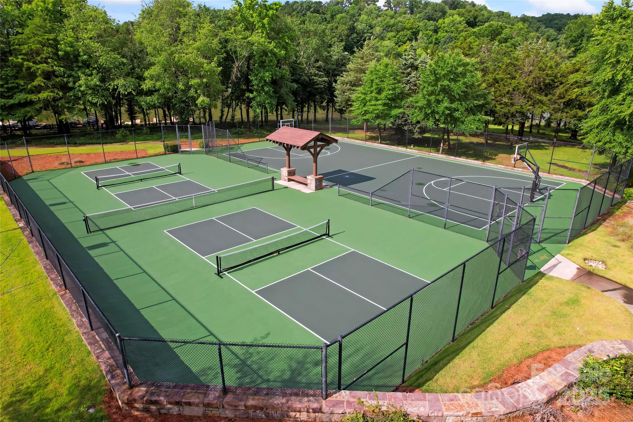 10717 Wildlife Road Property Photo 17