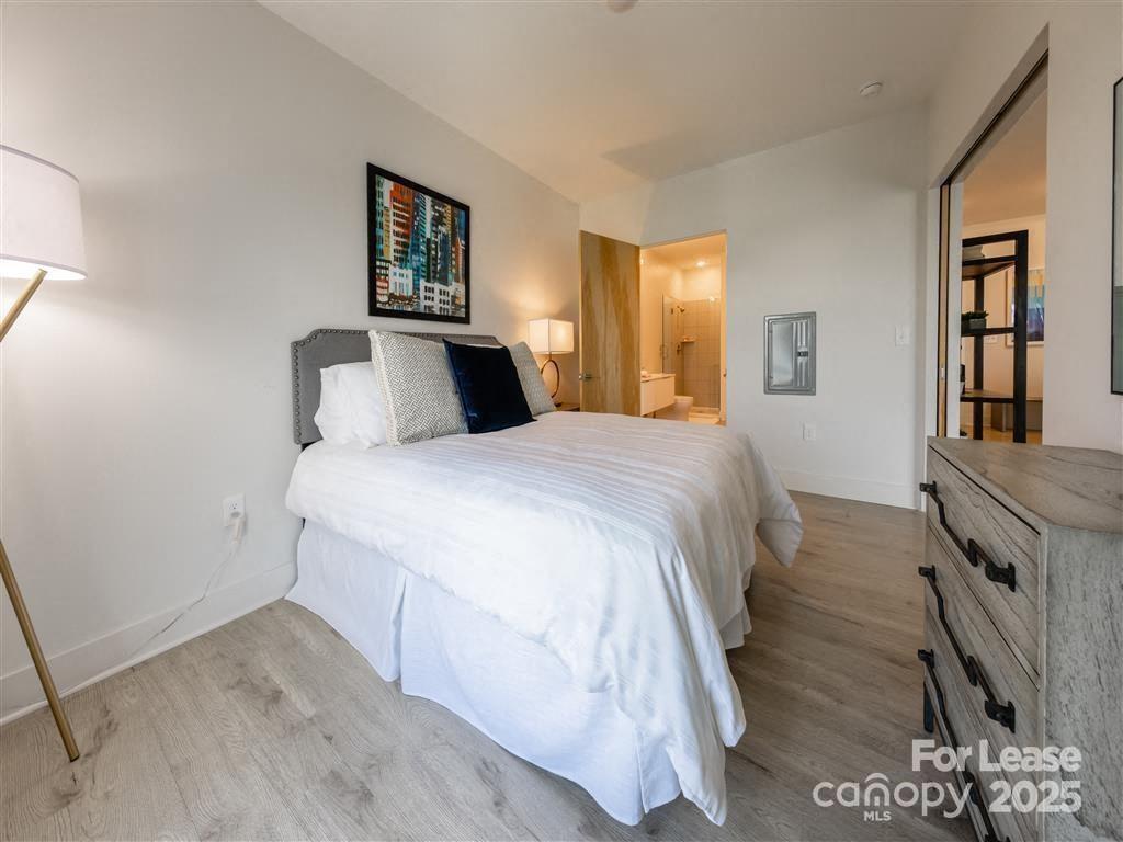 1824 N Brevard Street 1d Property Photo 15