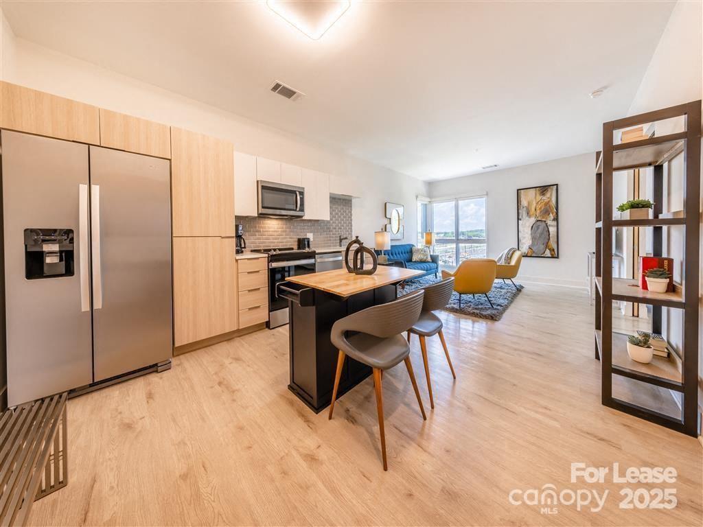 1824 N Brevard Street 3a Property Photo 8