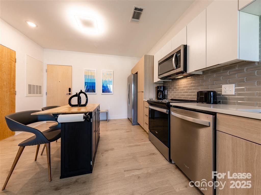 1824 N Brevard Street 3a Property Photo 12