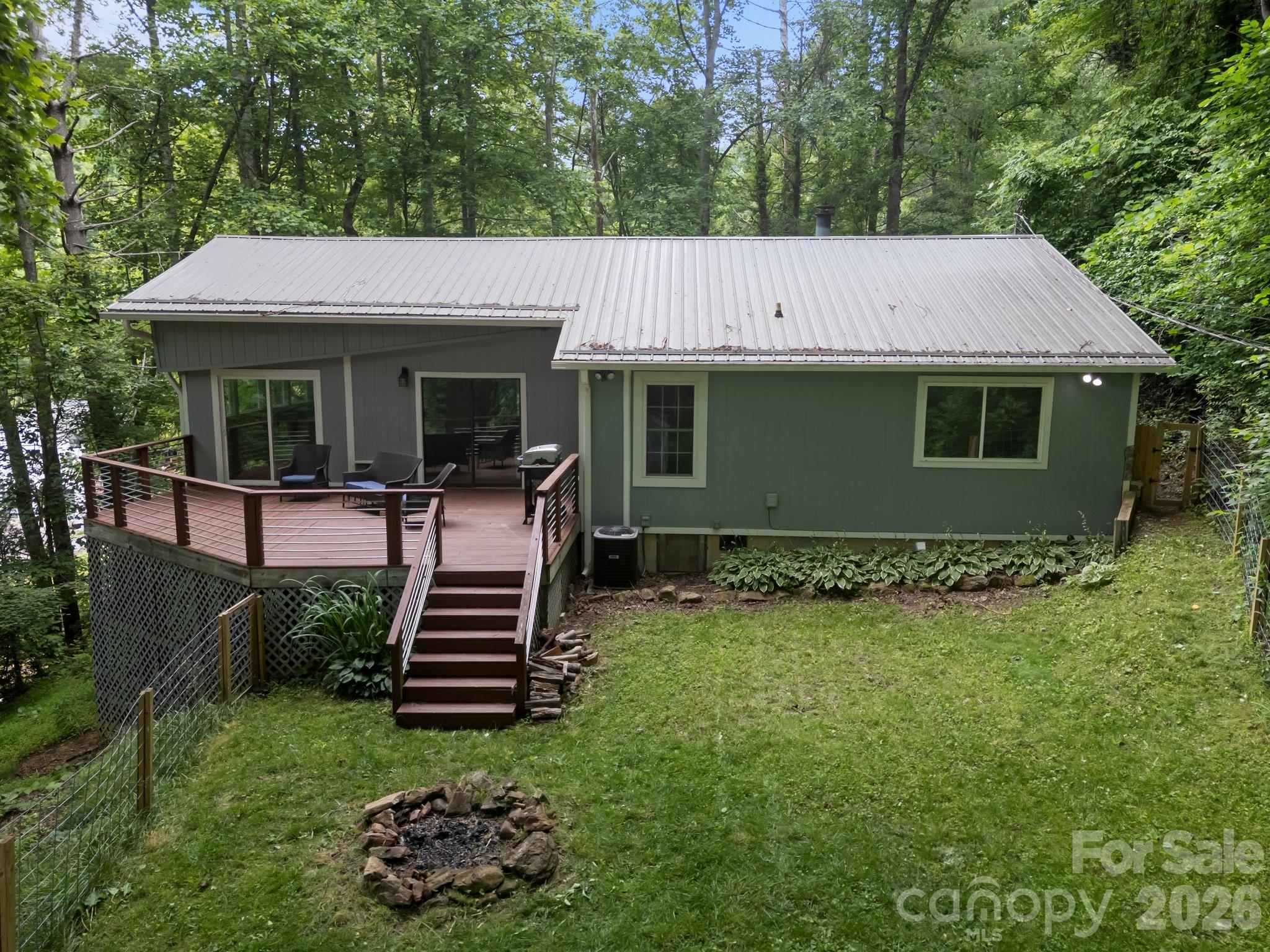 193 Timberside Drive Property Photo 4
