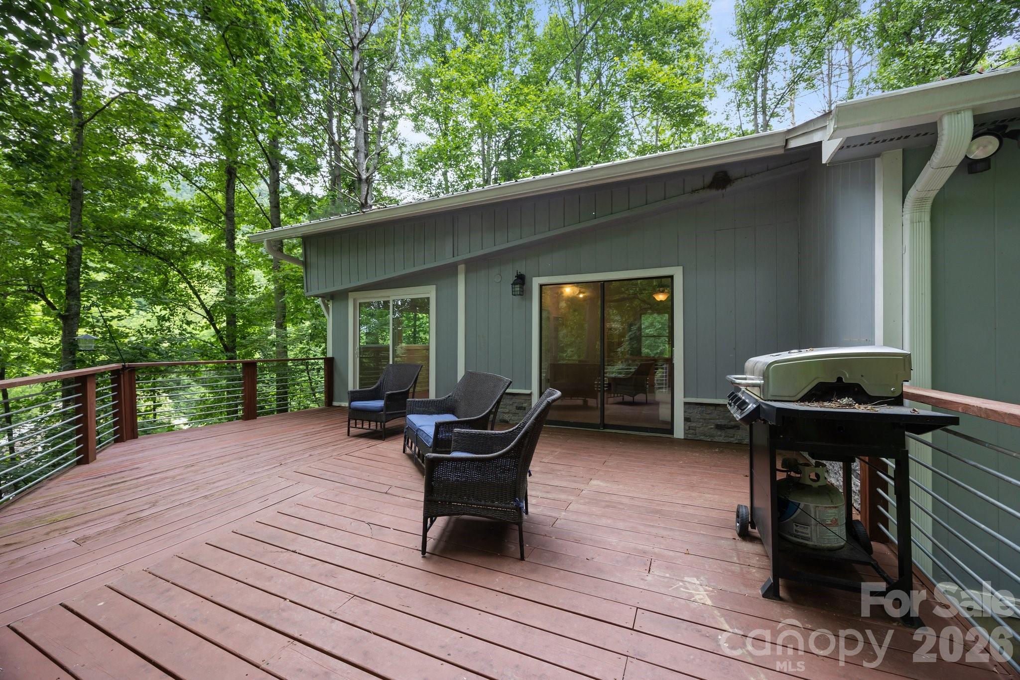 193 Timberside Drive Property Photo 7
