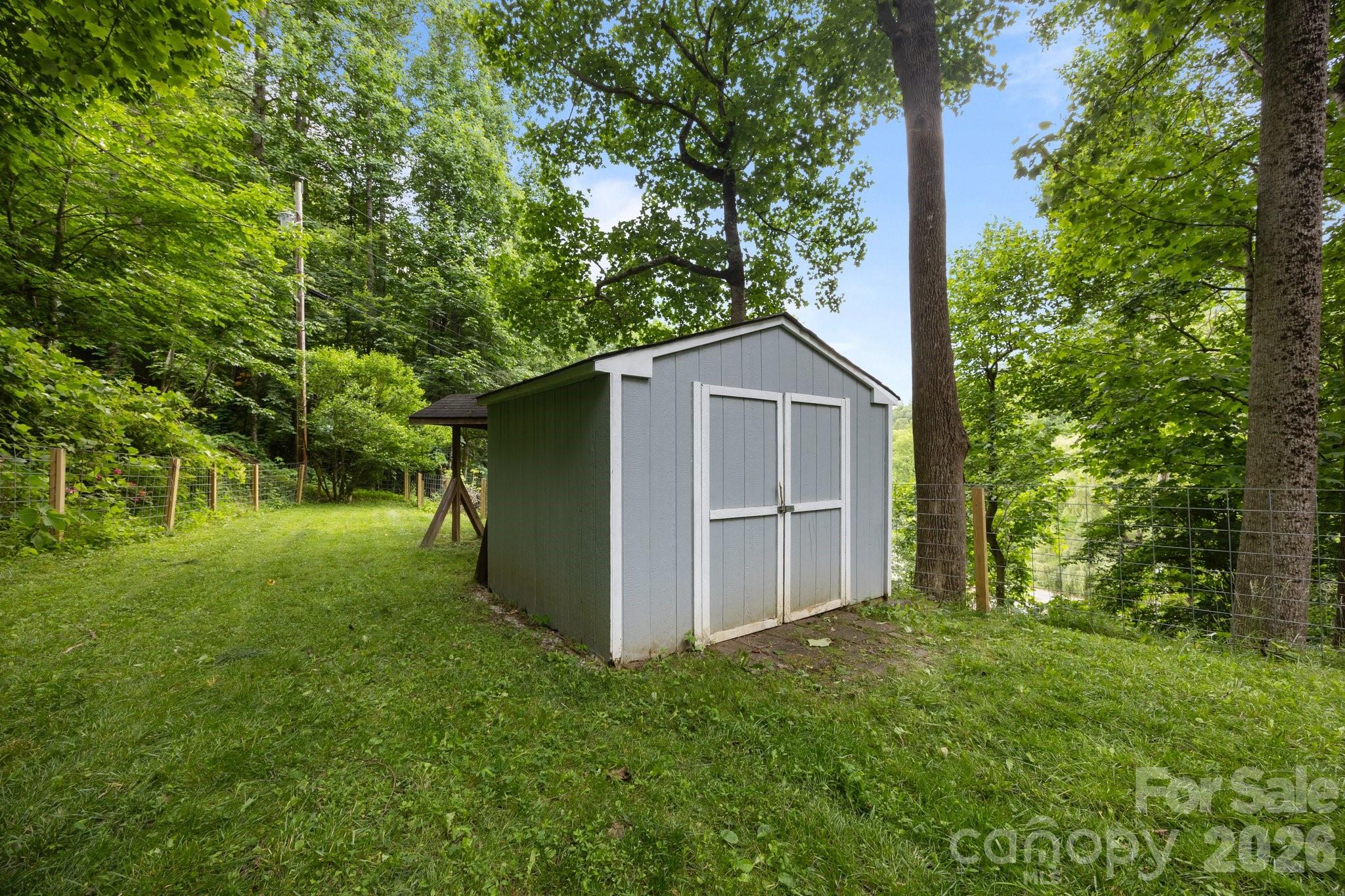 193 Timberside Drive Property Photo 9