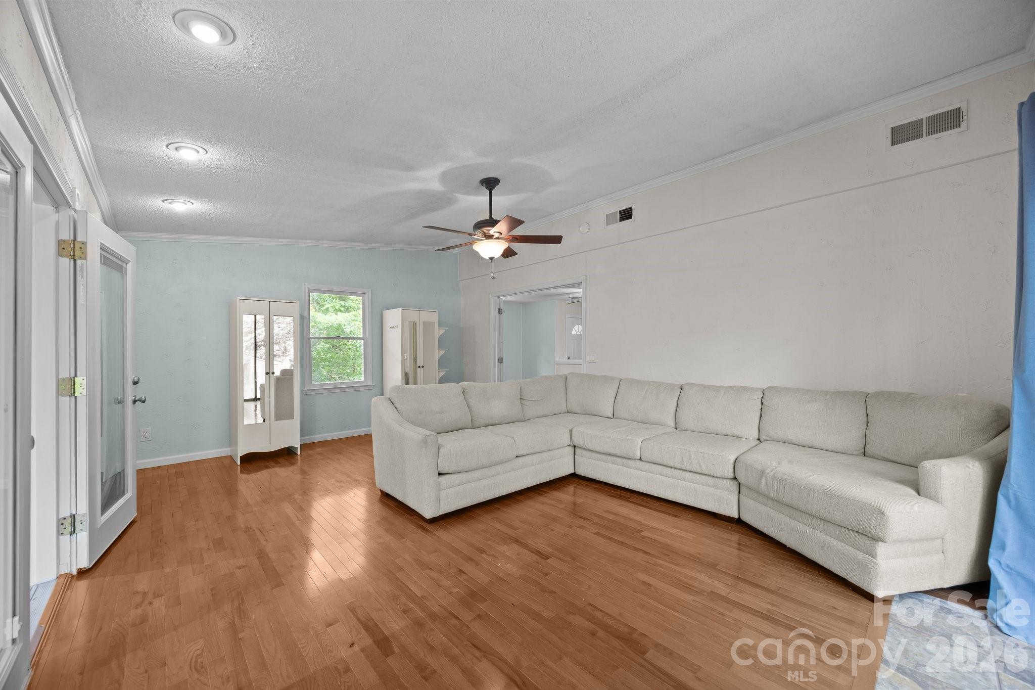 193 Timberside Drive Property Photo 23