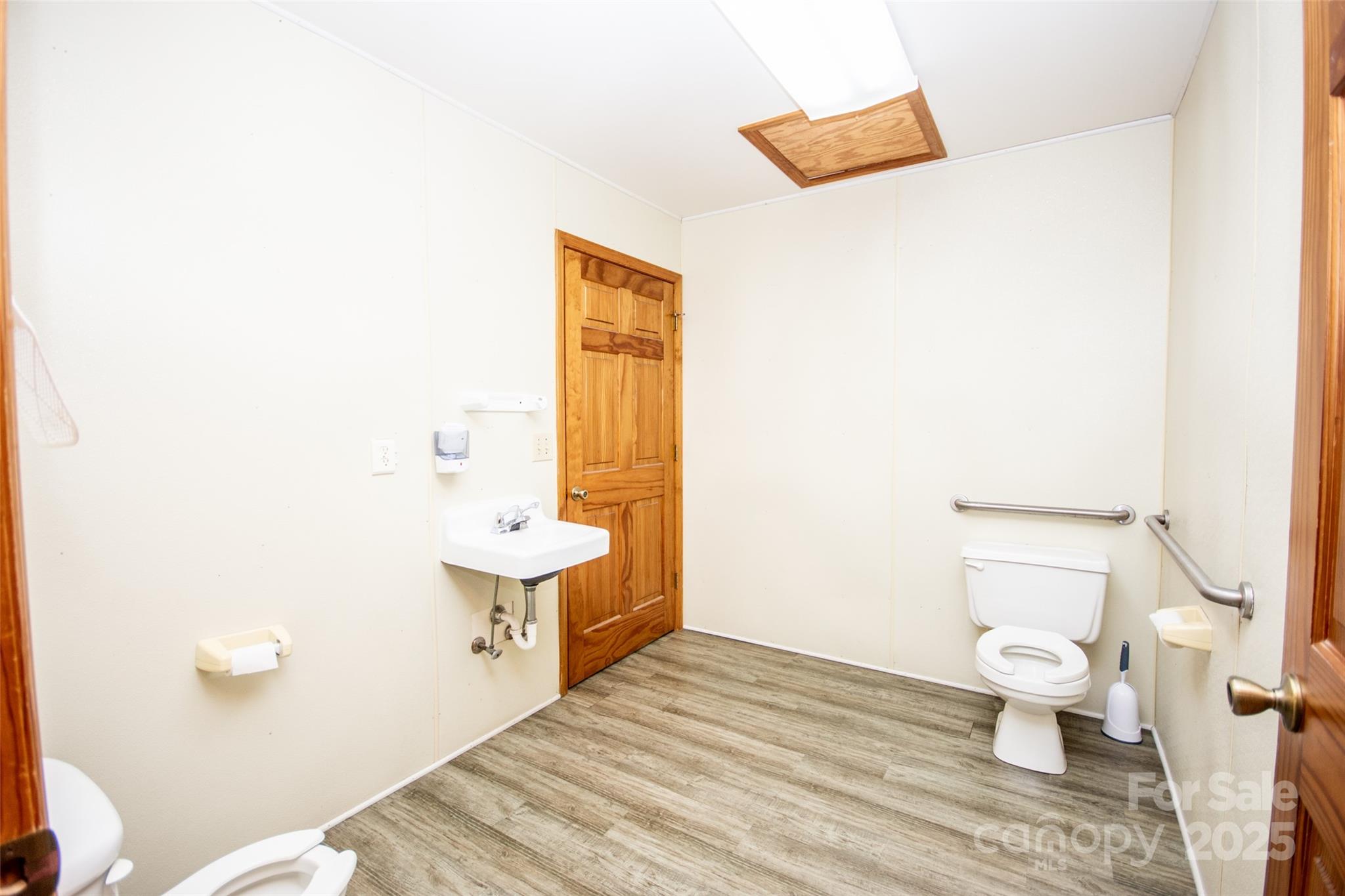 2250 Wilkesboro Highway Property Photo 18