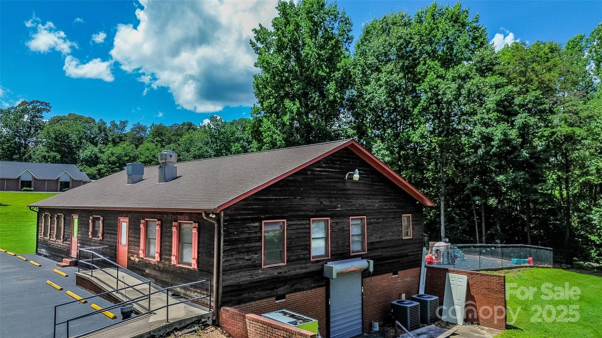 2250 Wilkesboro Highway Property Photo 31