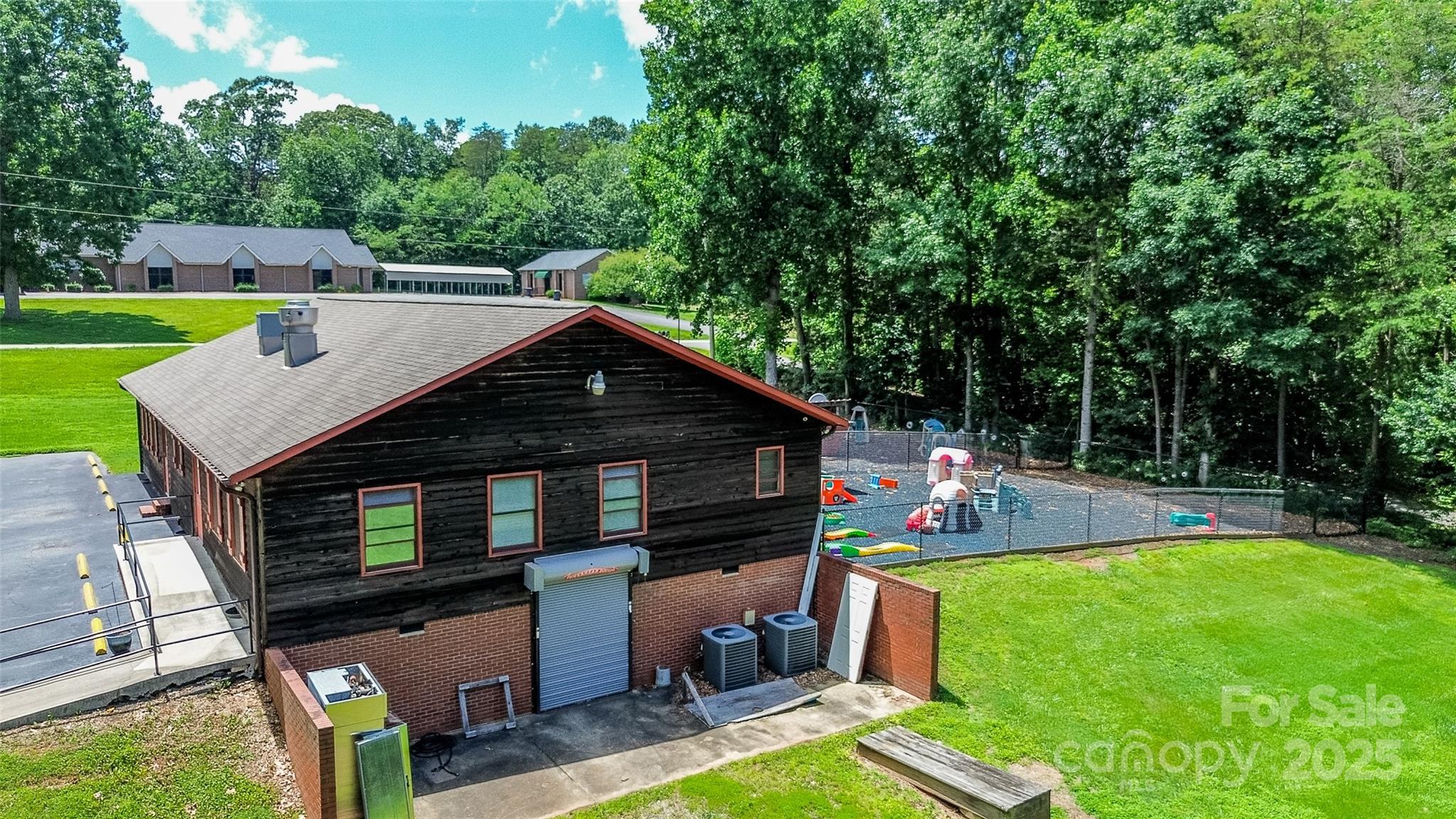 2250 Wilkesboro Highway Property Photo 32