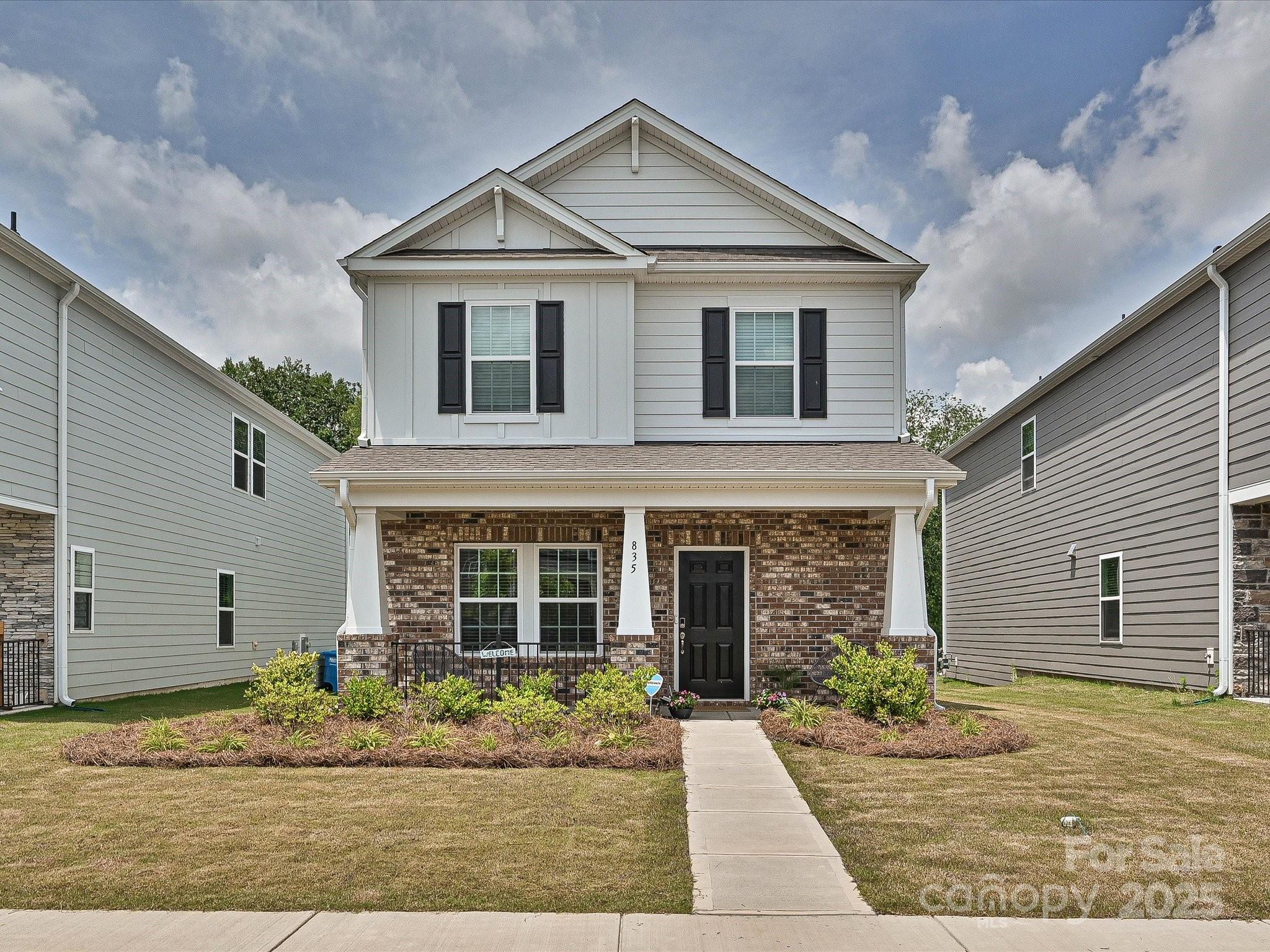 835 Windage Way Property Photo 1