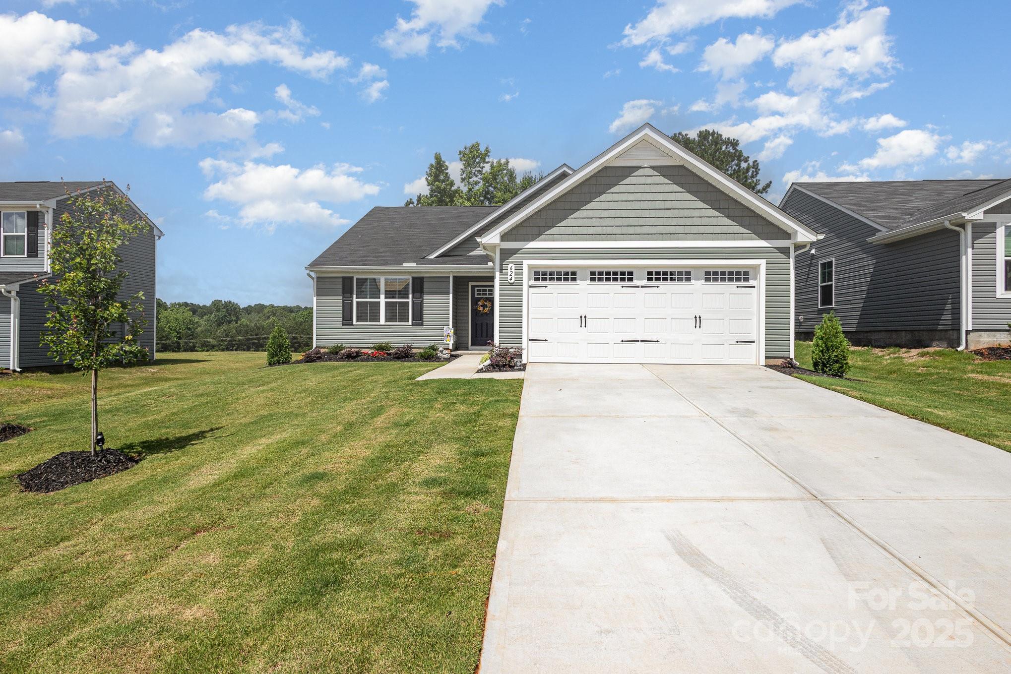 624 Coopers Mill Drive Property Photo 1