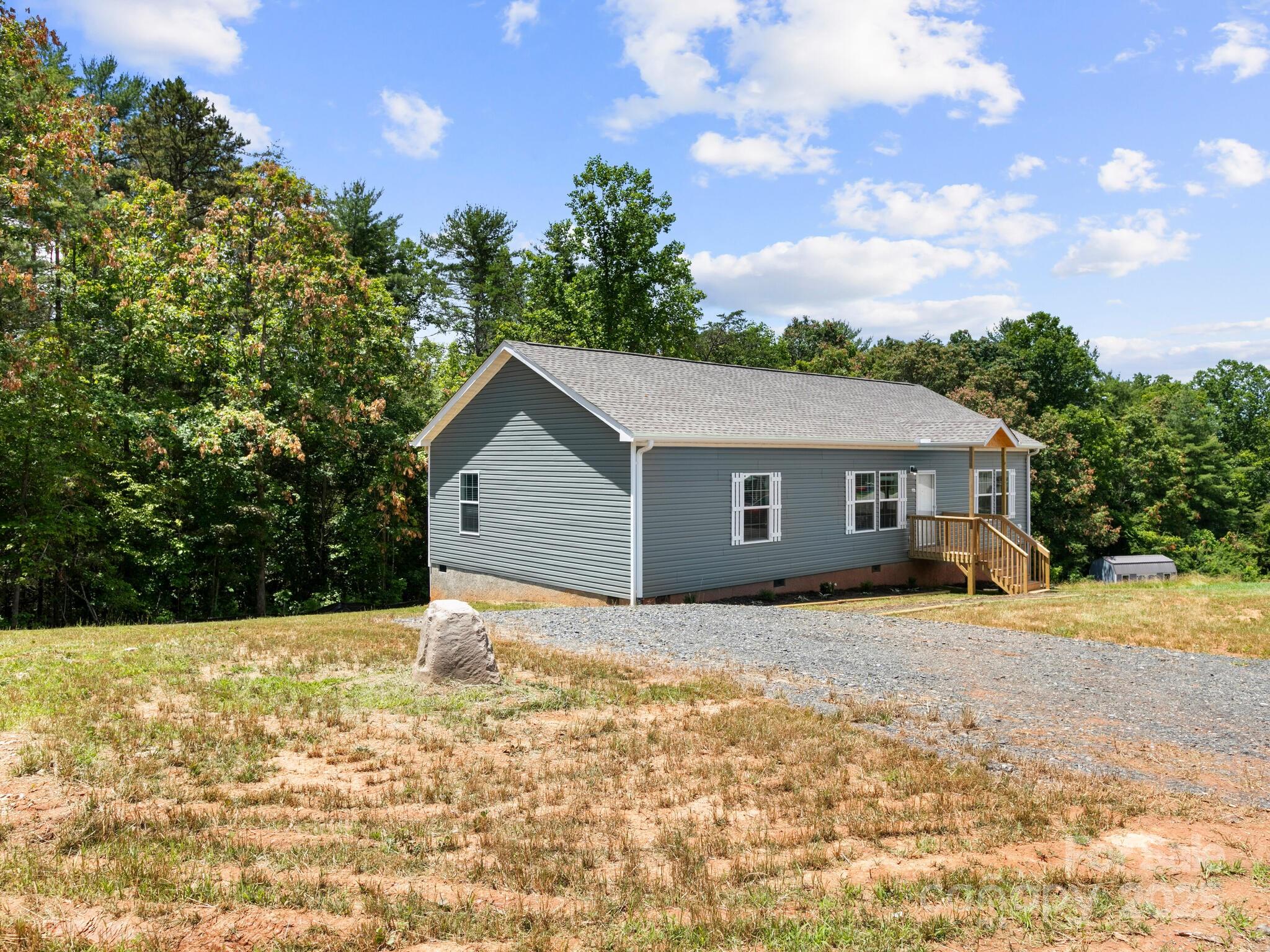 207 Walnut Branch Road Property Photo
