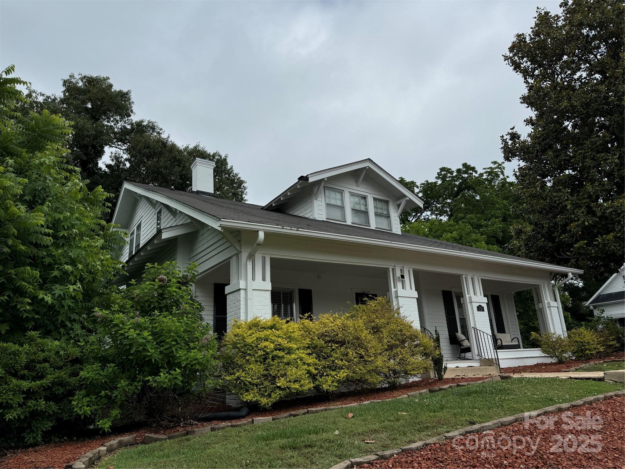 216 North Street Property Photo 2