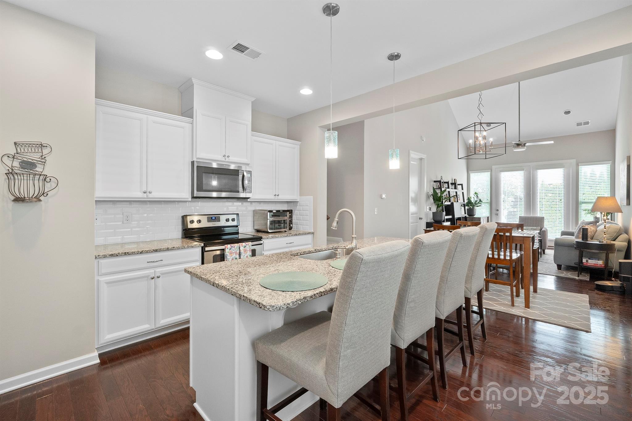7322 Dulnian Way Property Photo 13