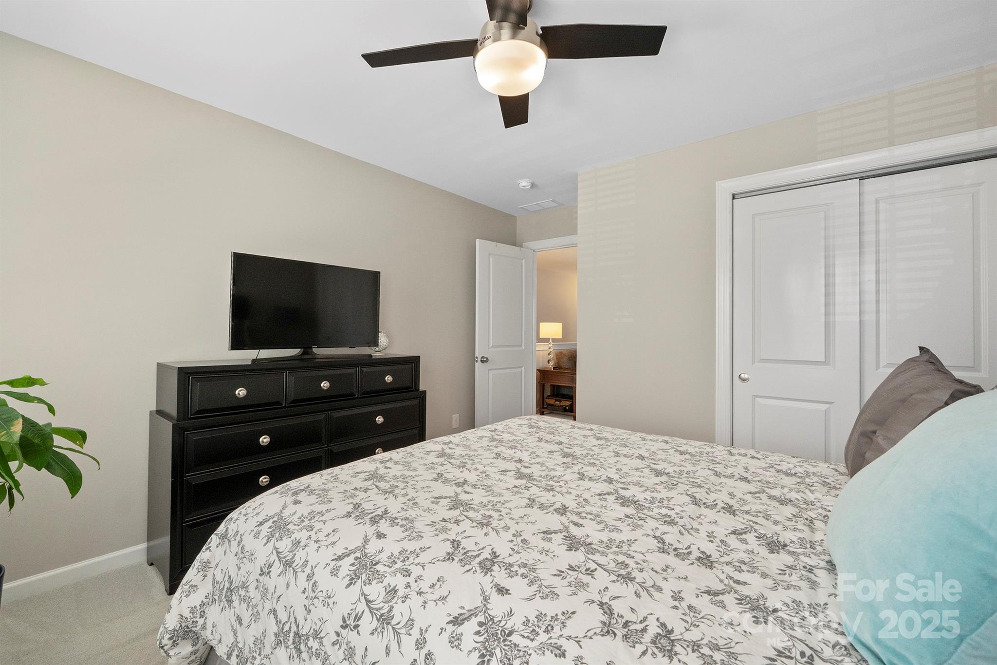 7322 Dulnian Way Property Photo 33