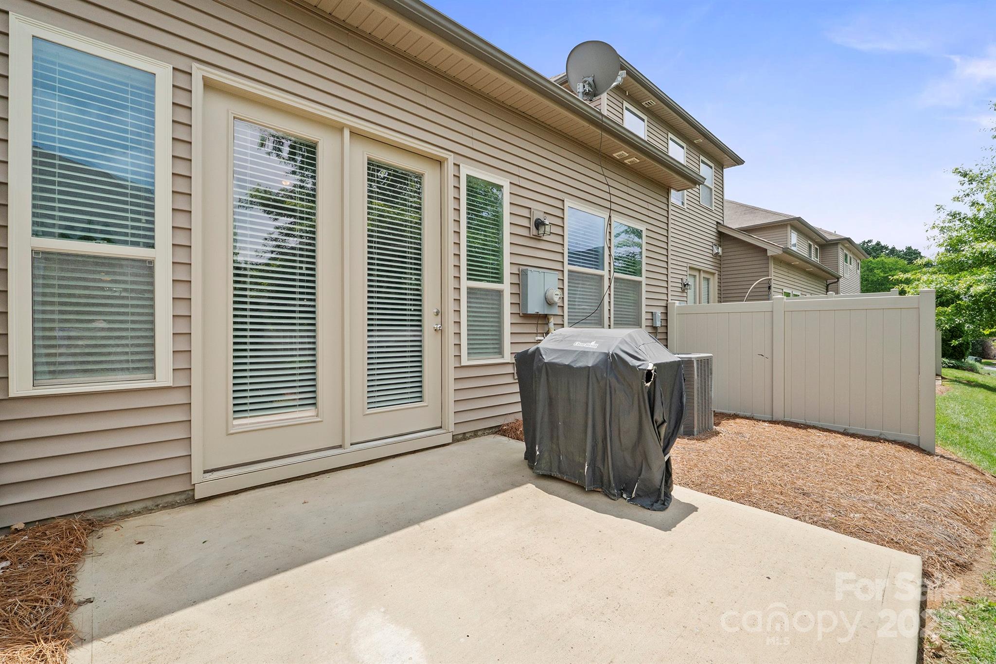 7322 Dulnian Way Property Photo 41