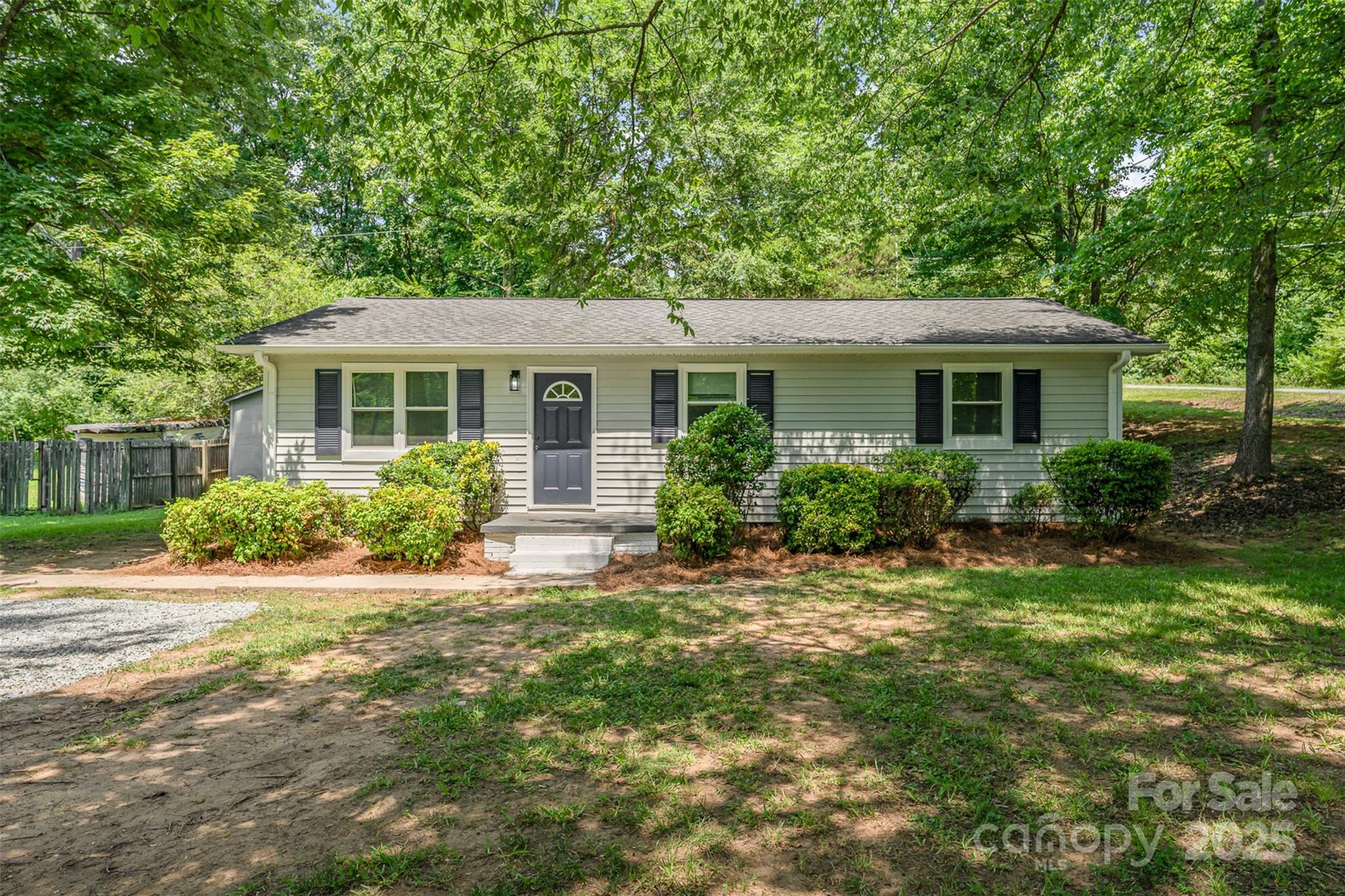 3724 Patricia Drive Property Photo 1