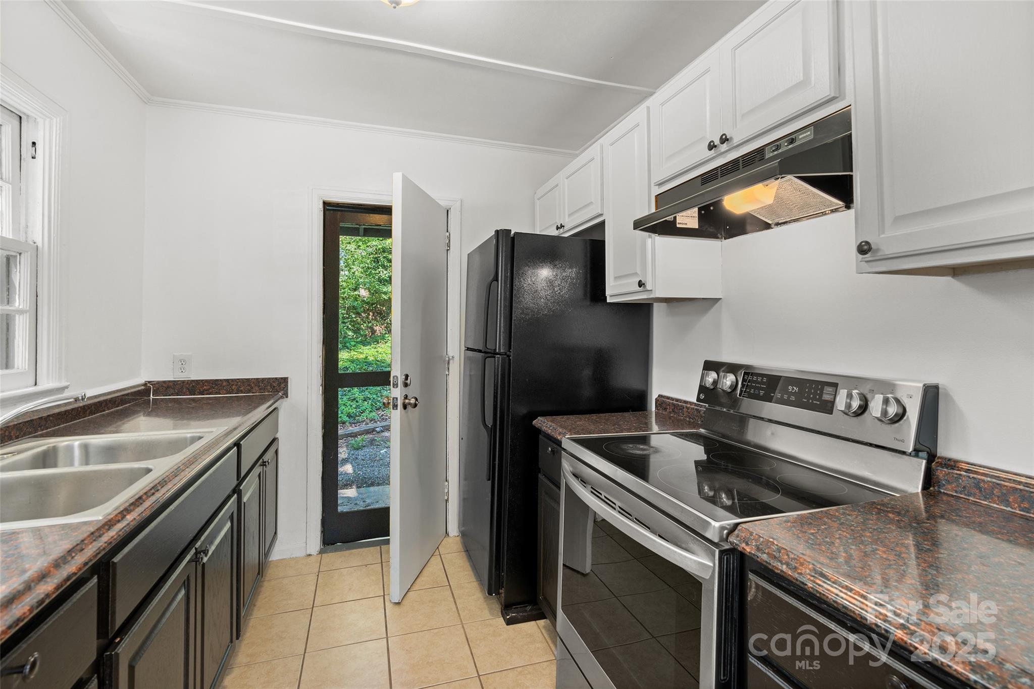 167 Mount Clare Avenue Property Photo 6