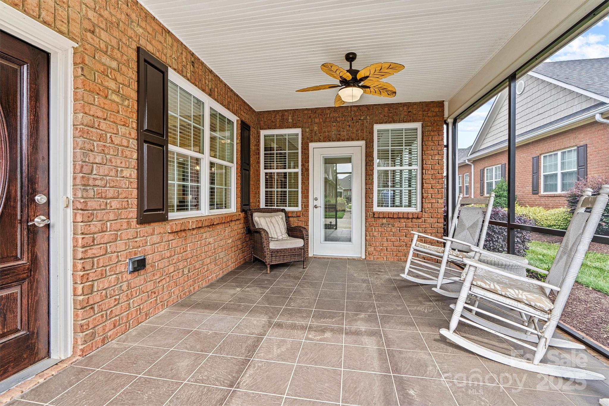 2369 Stardust Court Property Photo 6