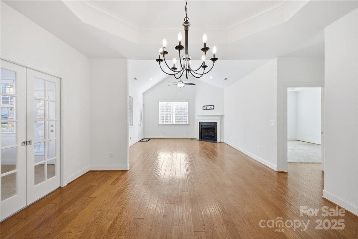 2369 Stardust Court Property Photo 8
