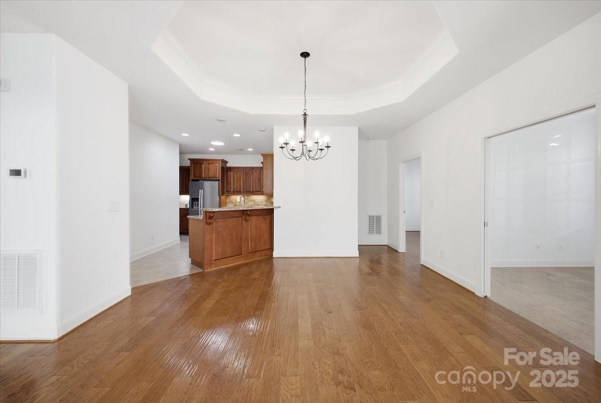 2369 Stardust Court Property Photo 18
