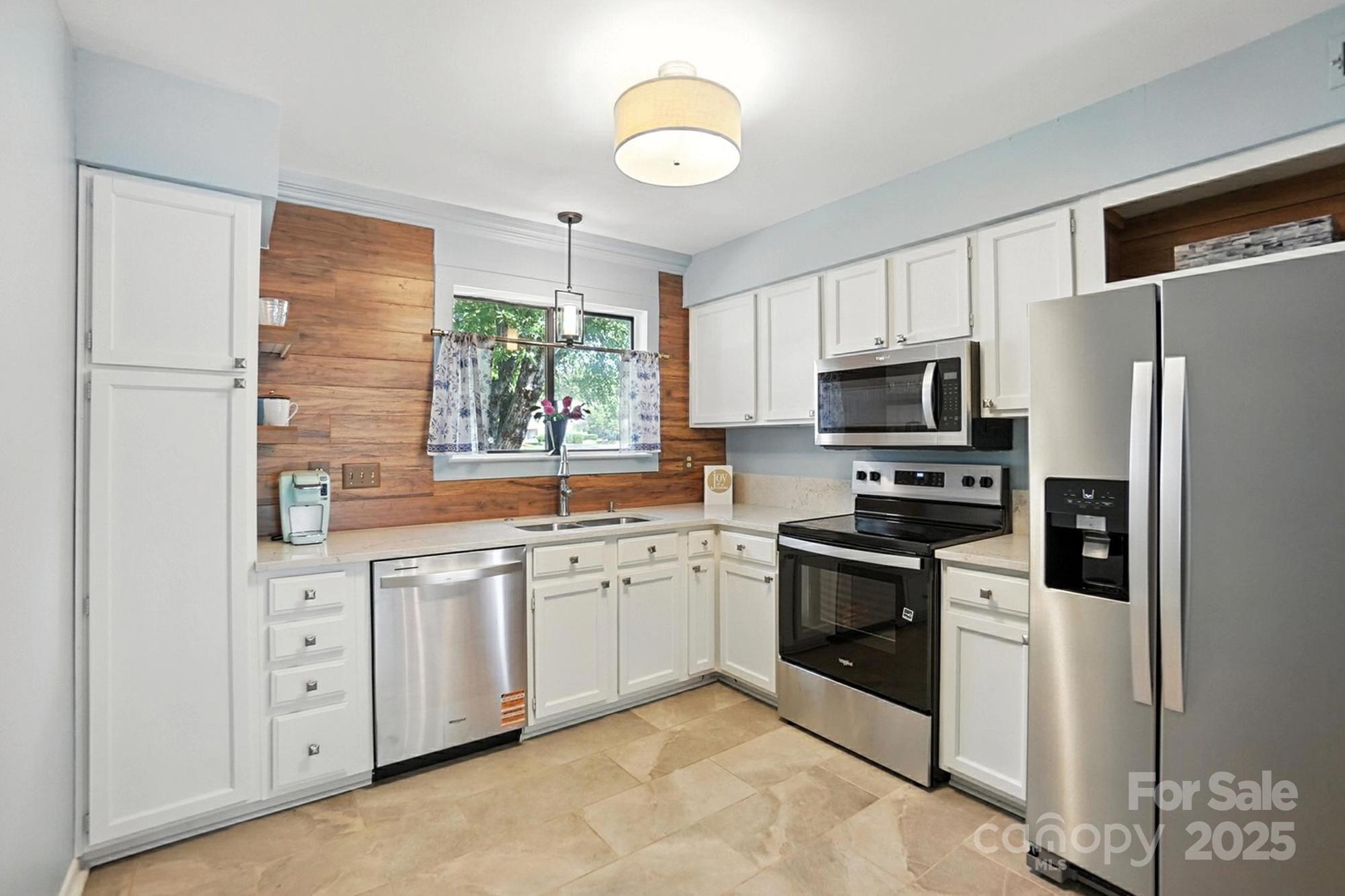 3020 Heathstead Place A Property Photo 1