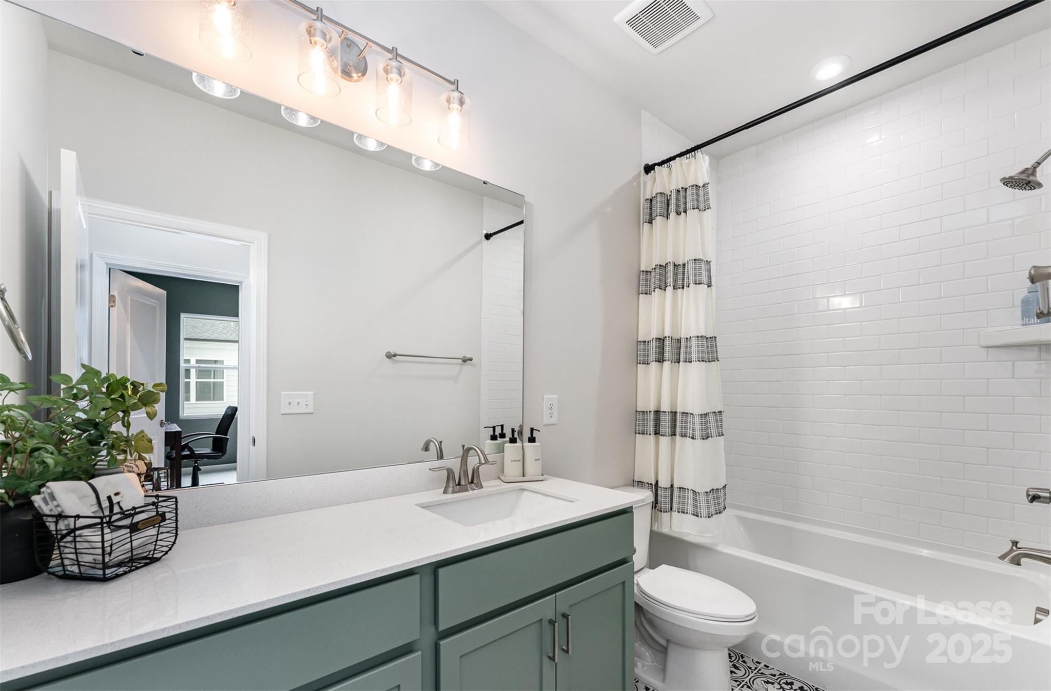 514 Myrick Alley Property Photo 13