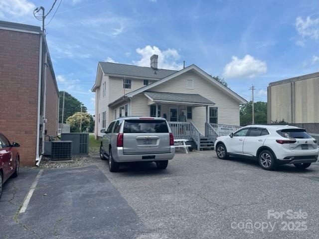416 S Broad Street Property Photo 7