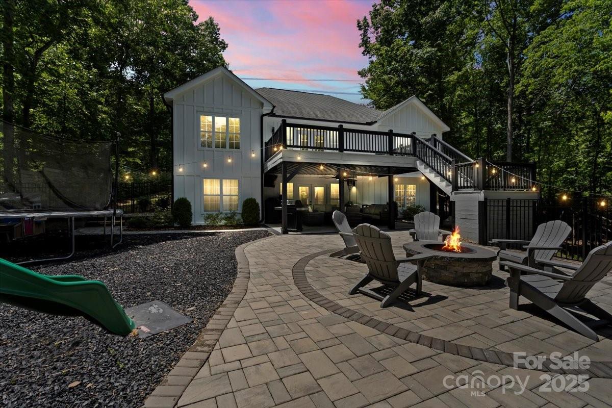 402 Wildlife Road Property Photo 1