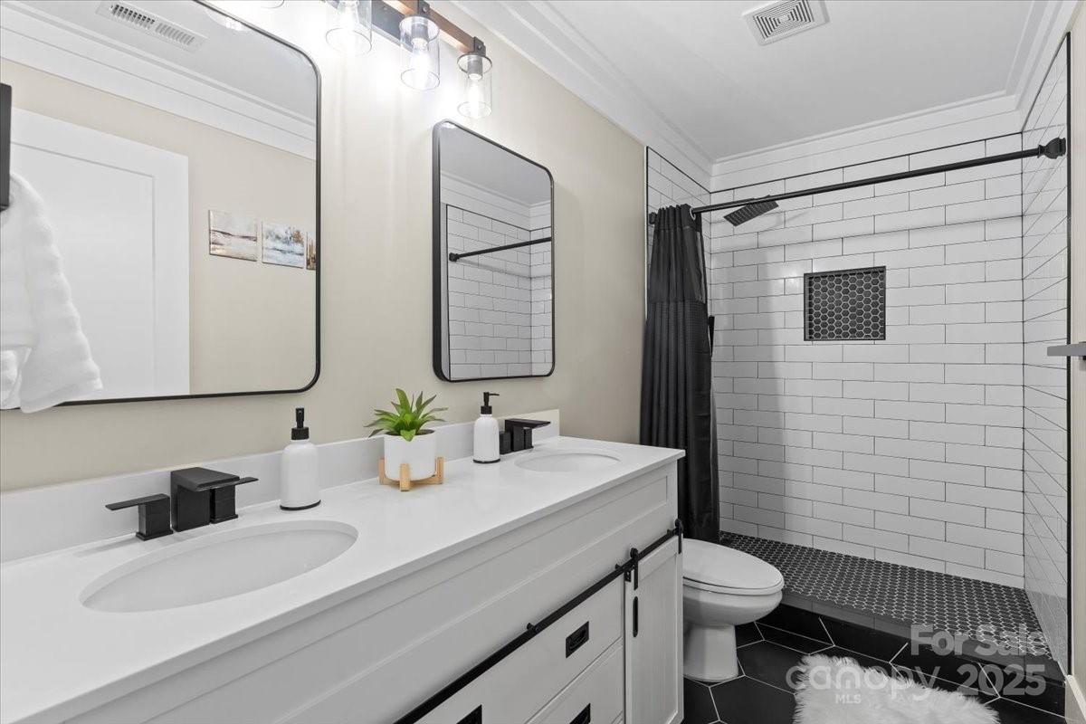 402 Wildlife Road Property Photo 25