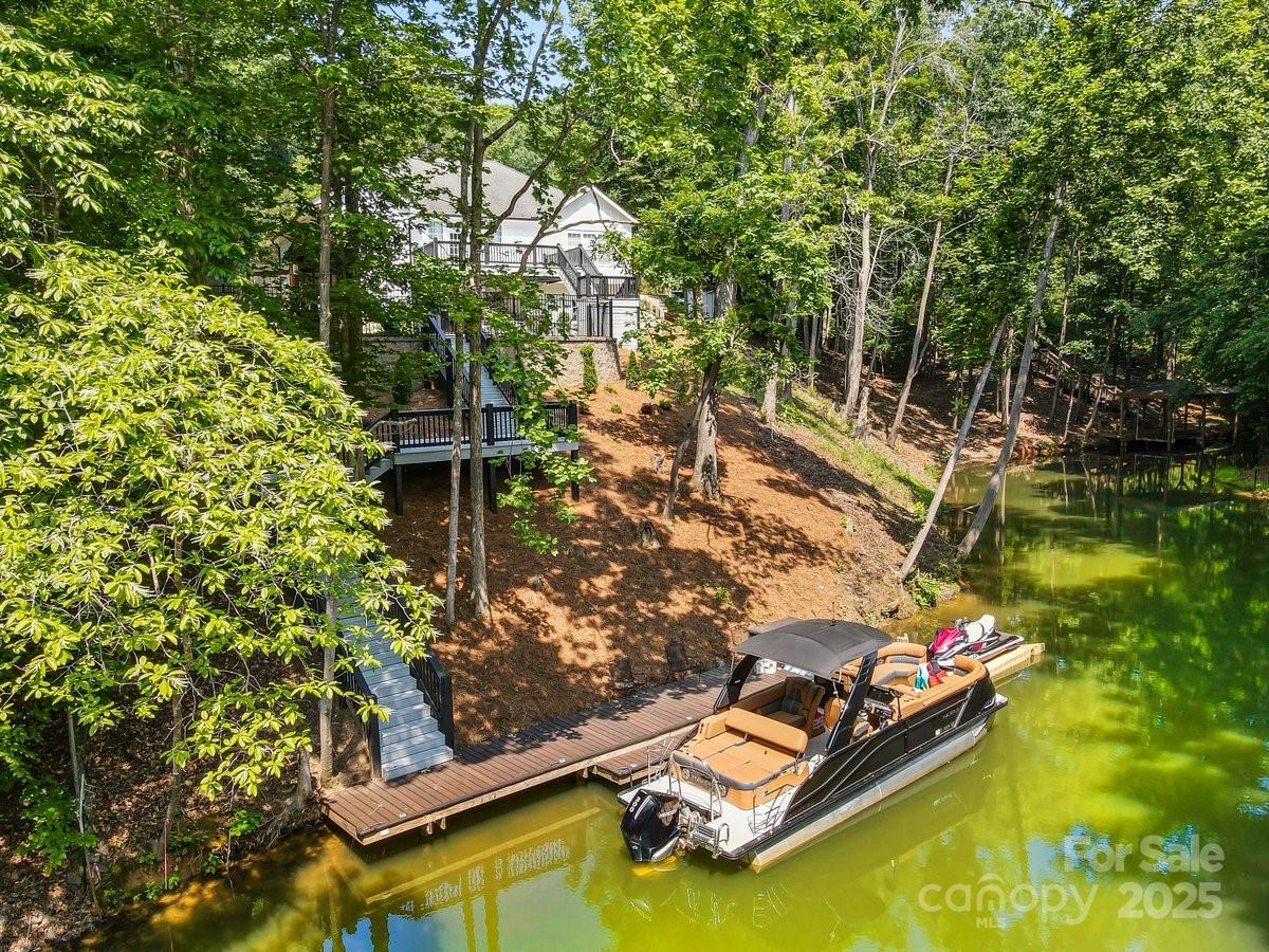 402 Wildlife Road Property Photo 29