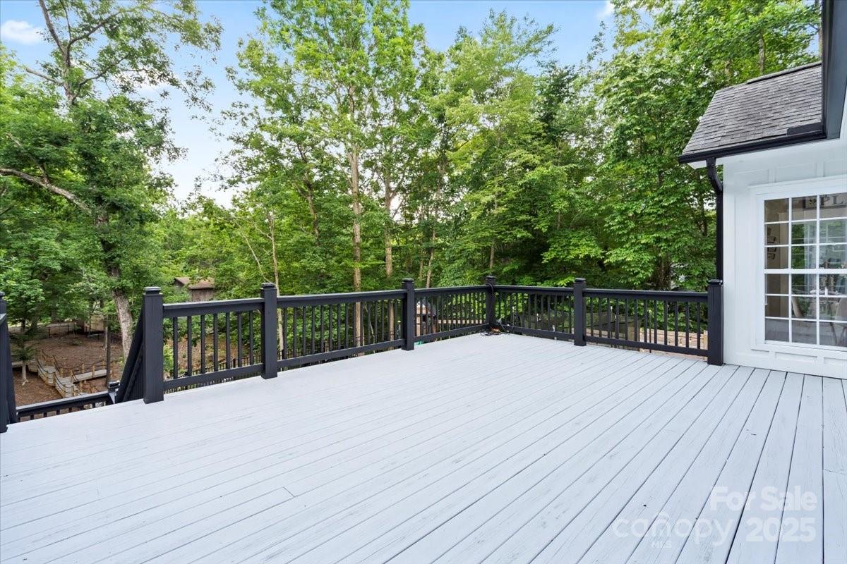 402 Wildlife Road Property Photo 35