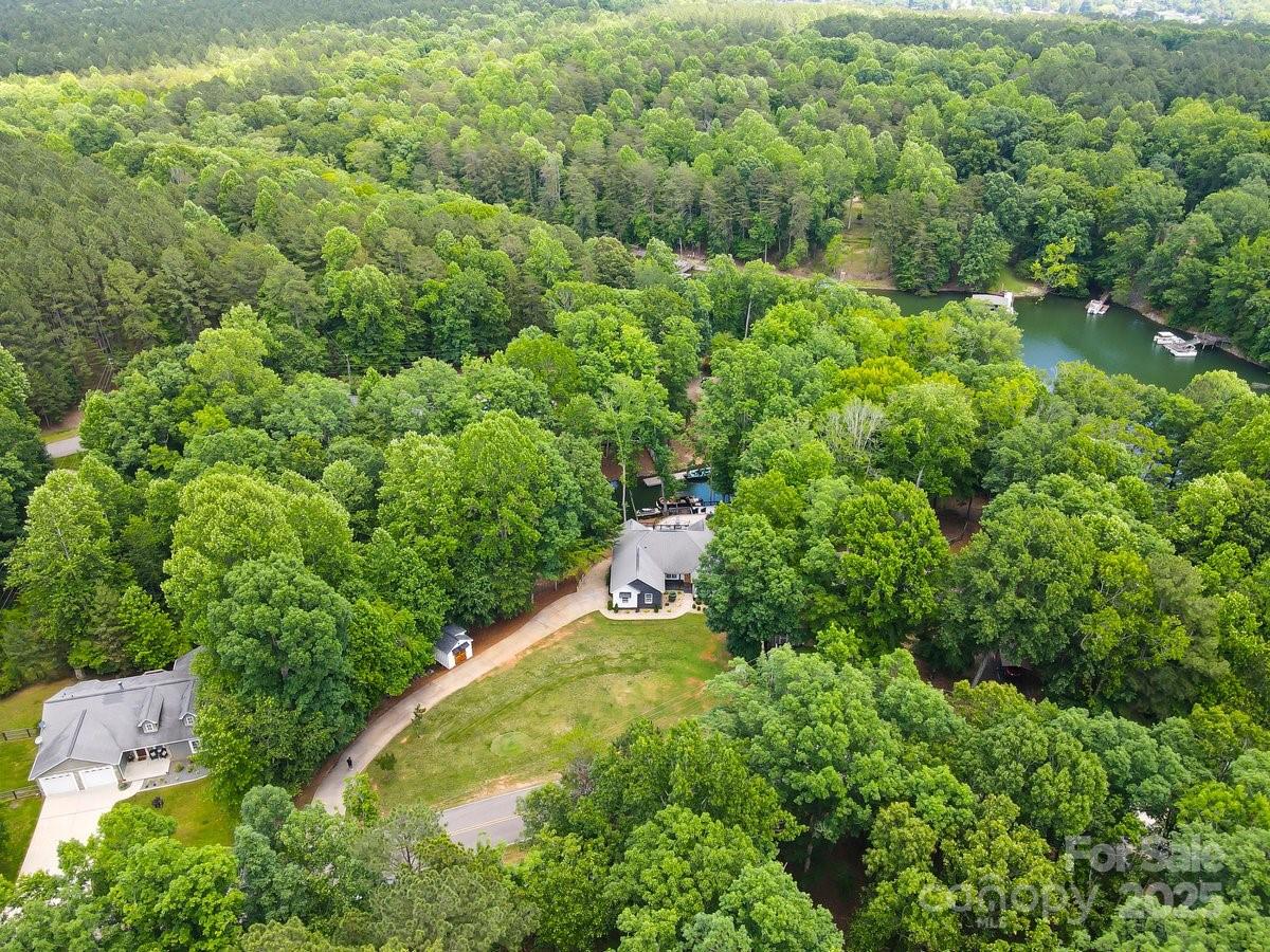 402 Wildlife Road Property Photo 36