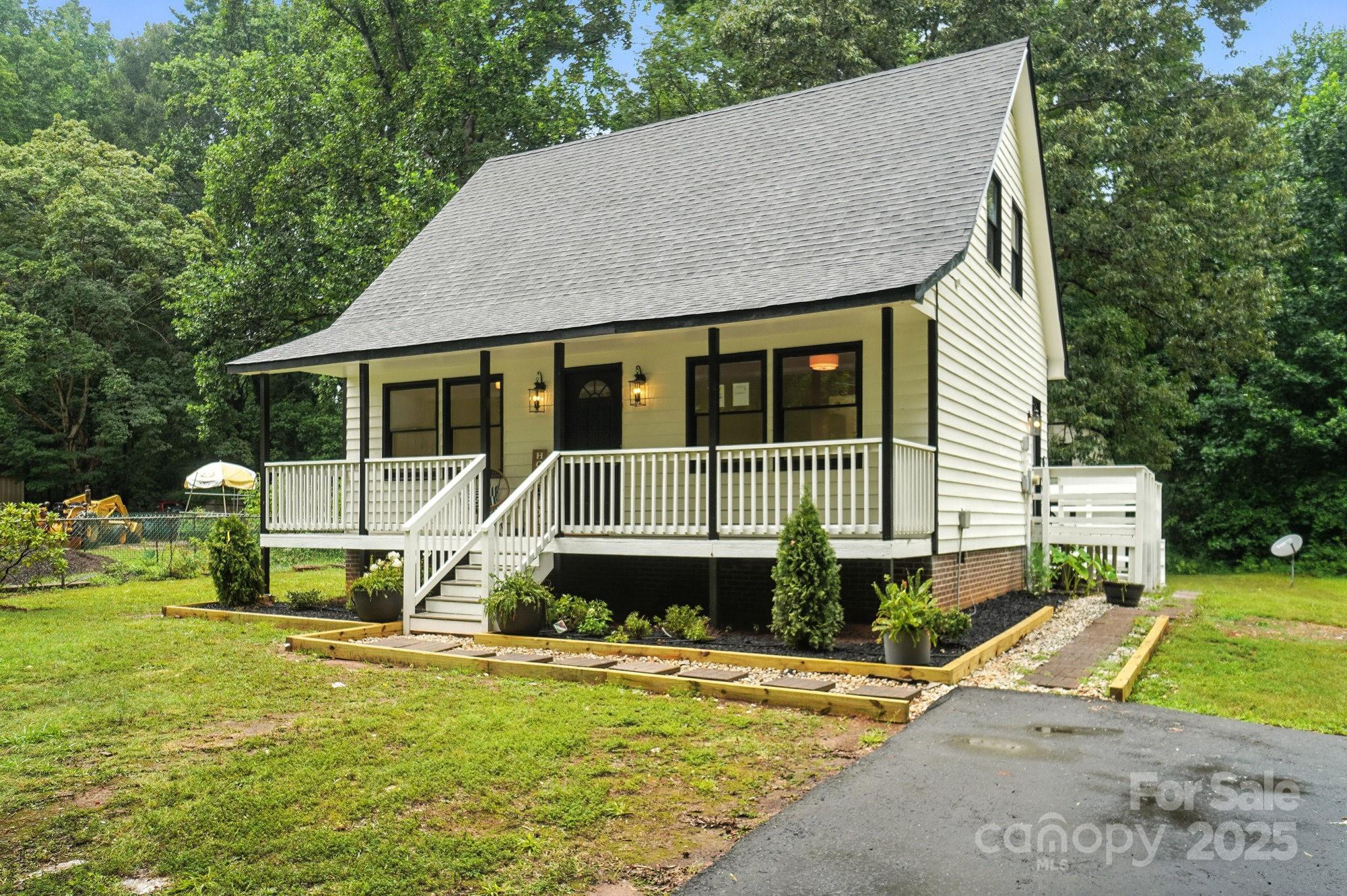 3921 Lake Road Property Photo 1