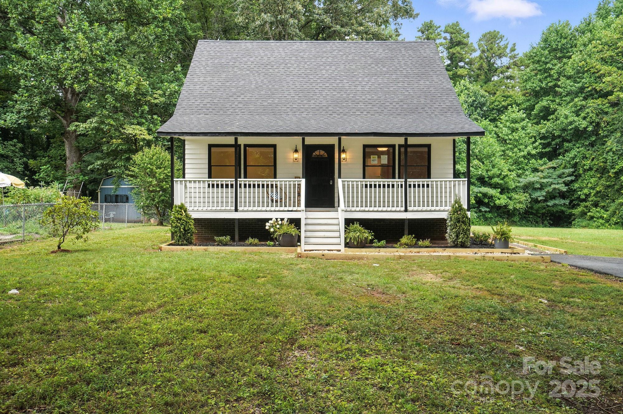 3921 Lake Road Property Photo 2
