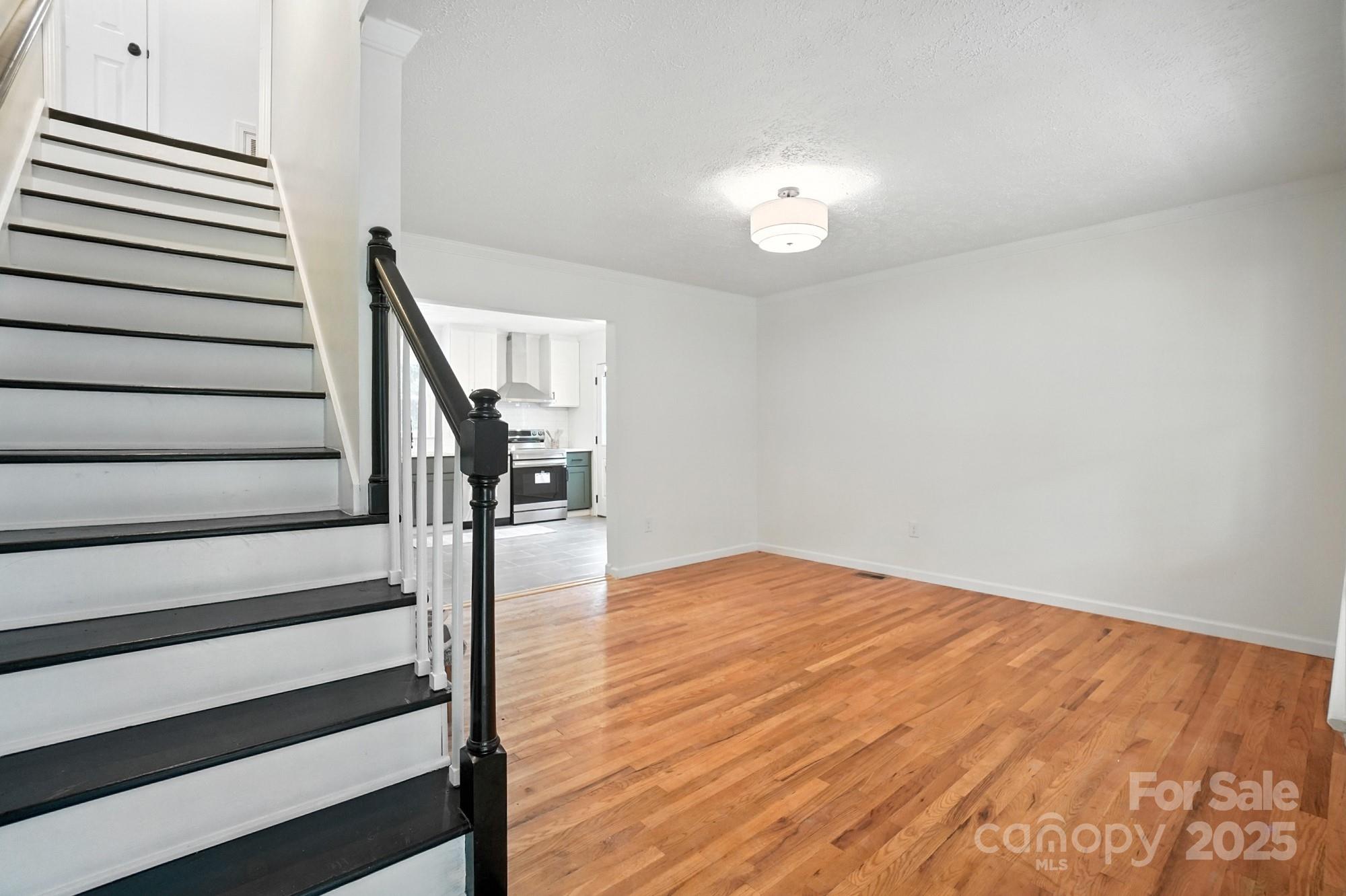 3921 Lake Road Property Photo 4