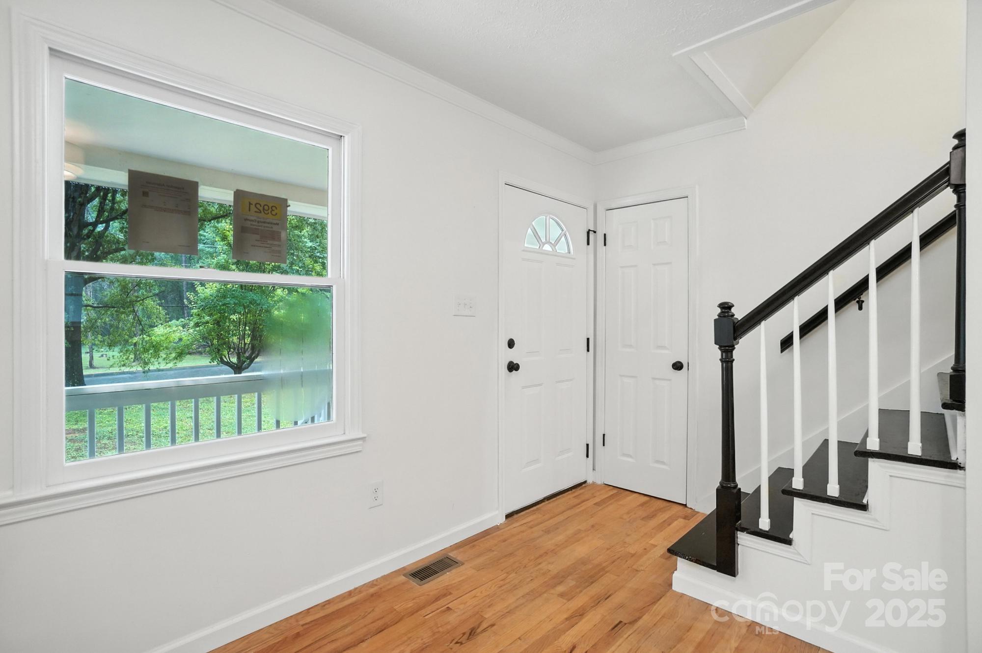 3921 Lake Road Property Photo 5