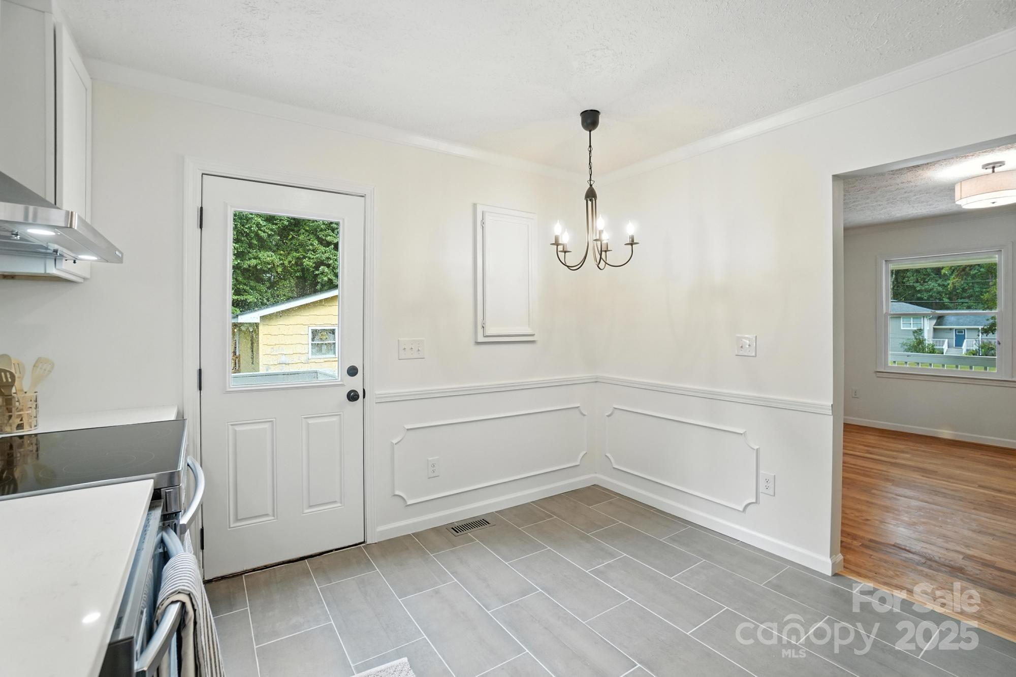 3921 Lake Road Property Photo 10