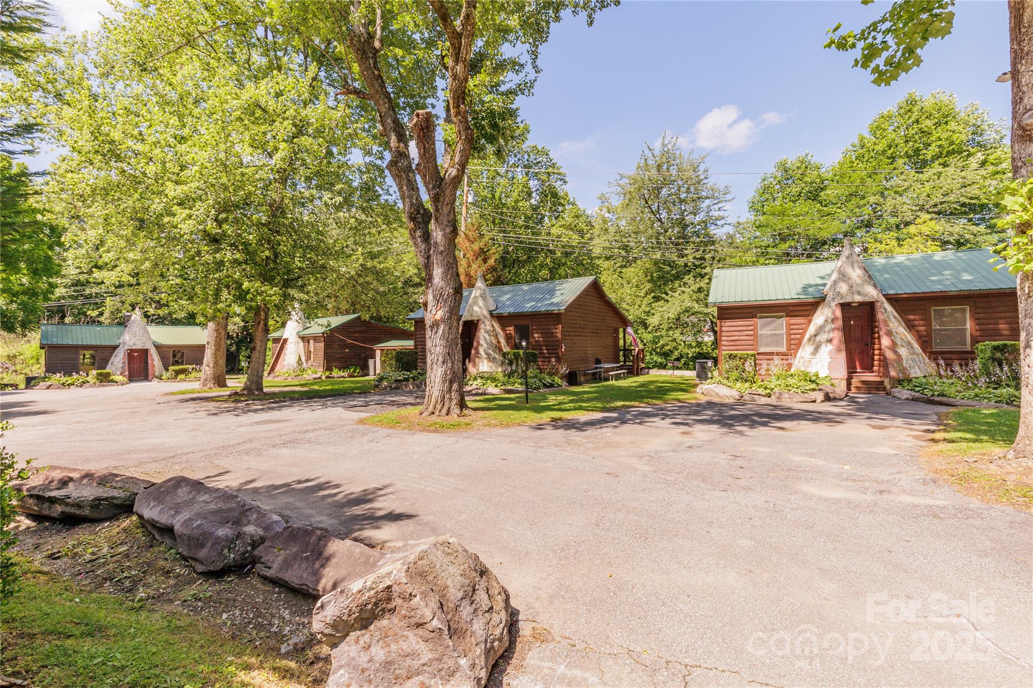 125 Tee Pee Drive Property Photo 17