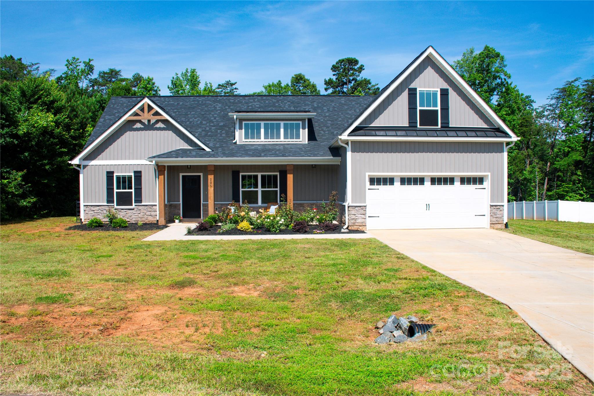 205 Spring Creek Drive Property Photo 1