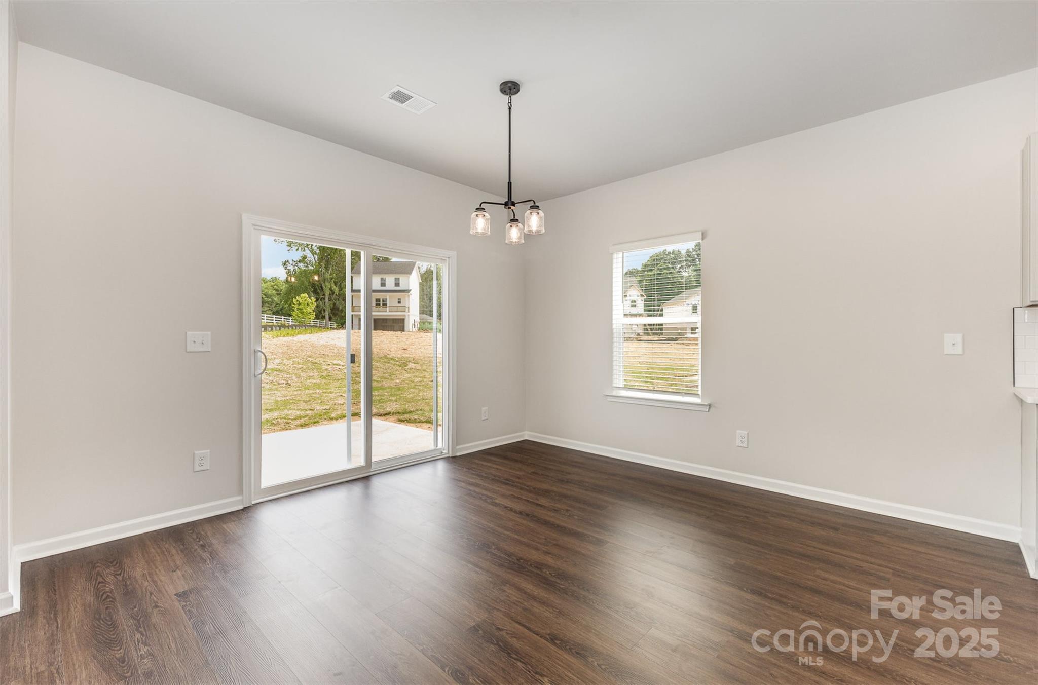 3005 Sadler Woods Lane Property Photo 12