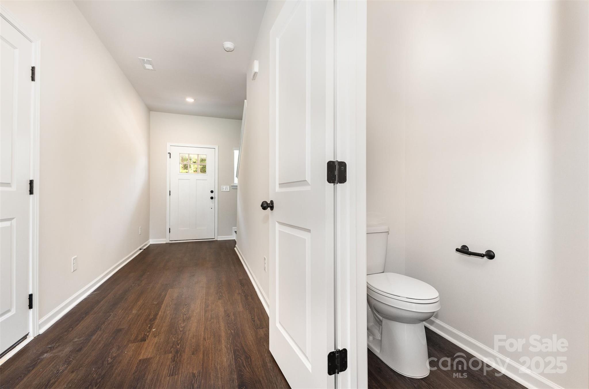 3005 Sadler Woods Lane Property Photo 14