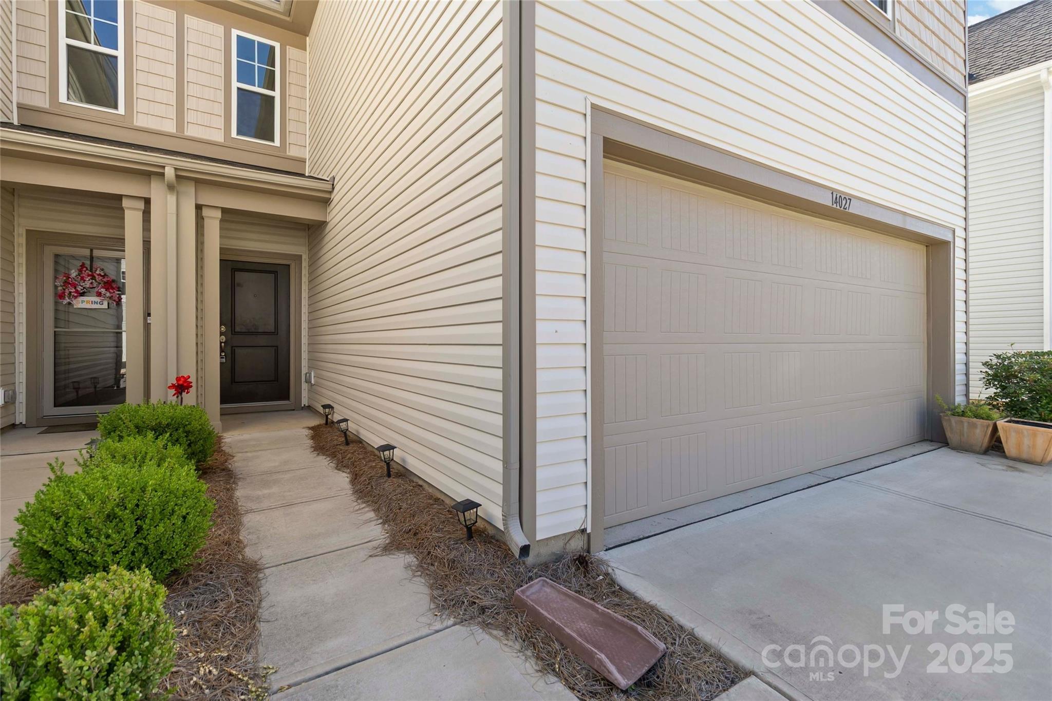 14027 Clayborn Street Property Photo 4