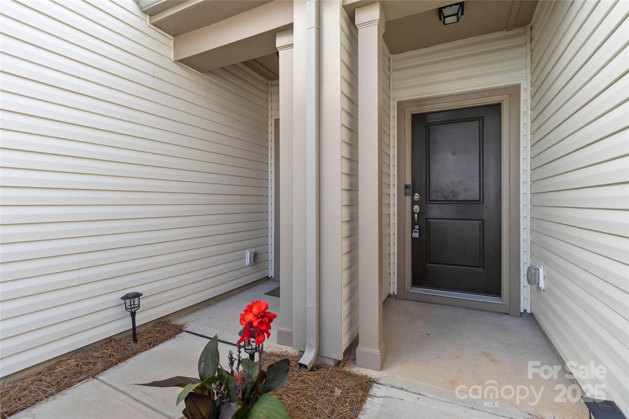 14027 Clayborn Street Property Photo 5