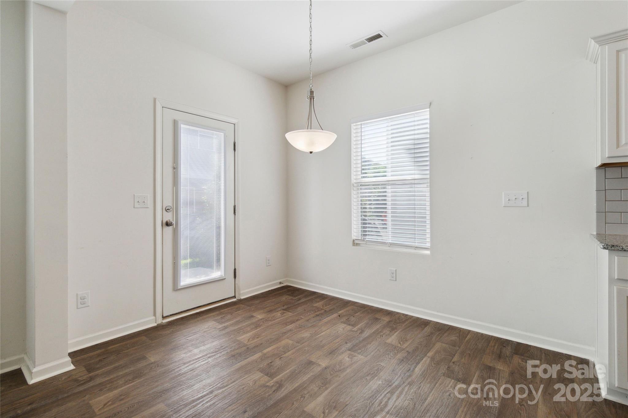 14027 Clayborn Street Property Photo 9