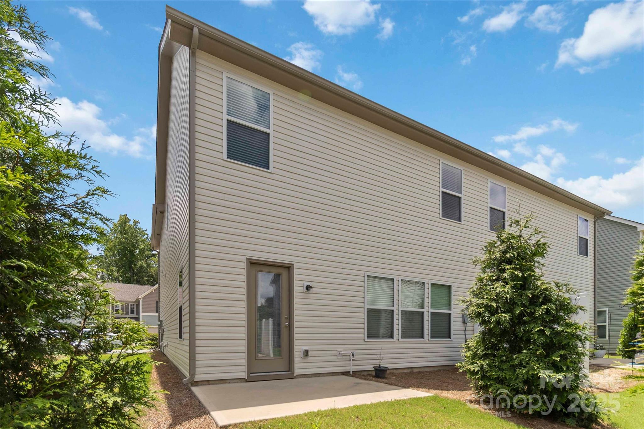 14027 Clayborn Street Property Photo 32